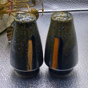 "5/$25" Mid Century Modern Stoneware Pottery Salt And Pepper Shakers